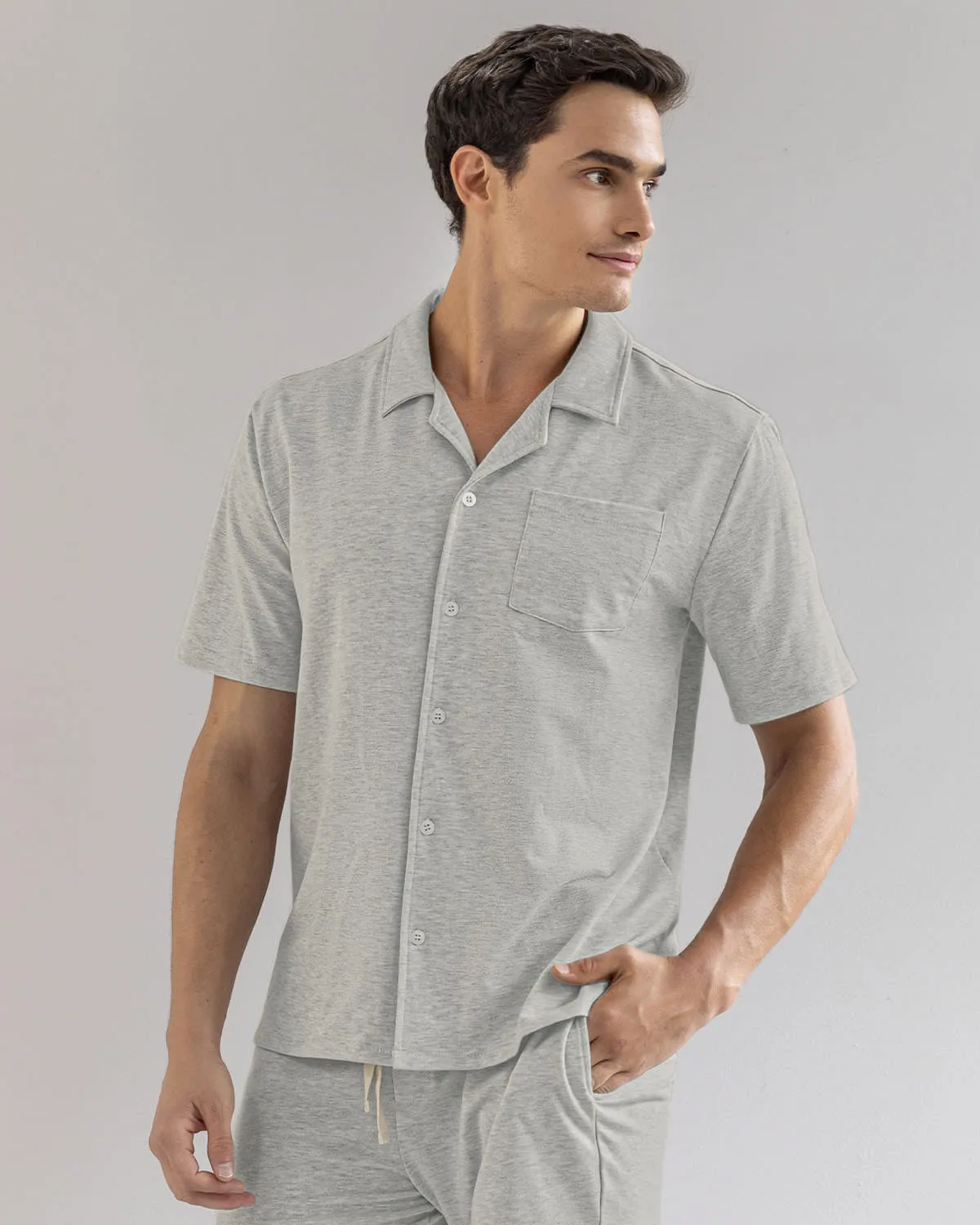 Camisa manga corta con bolsillo en frente