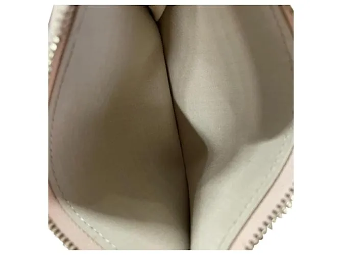 Chloé Monedero Chloe Alphabet en cuero color crema Blanco Crudo 