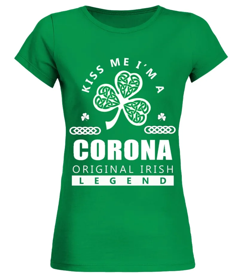 Kiss Me I'm A CORONA Camiseta cuello redondo Mujer